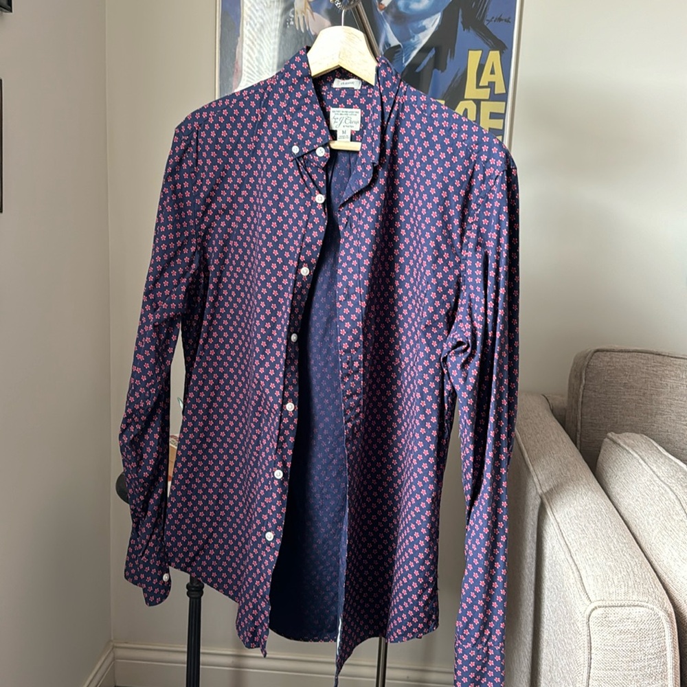 J.Crew Secret Wash Long Sleeve Button Down Classic Fit Size Medium